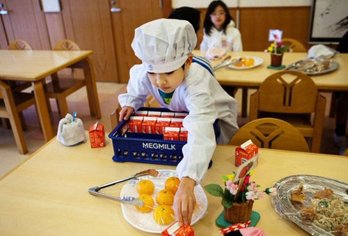 1444205347-1 Cách người Nhật nuôi con khỏe mạnh nhất thế giới - 2