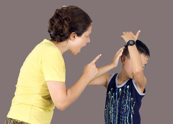 Quát mắng con Quát mắng con